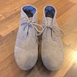 TOMS Kids Desert Wedge Bootie